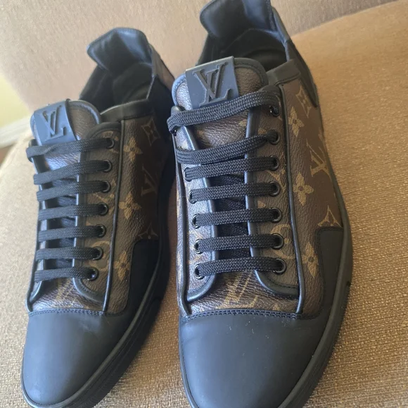 Louis Vuitton Men's Black and Brown Monogram Sneakers Size 7.5/US 8.5